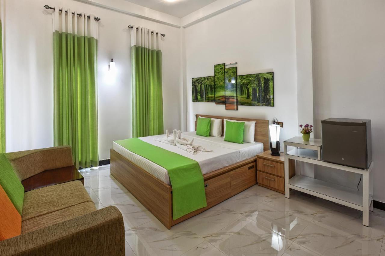 White Land City Hotel Dambulla Zewnętrze zdjęcie