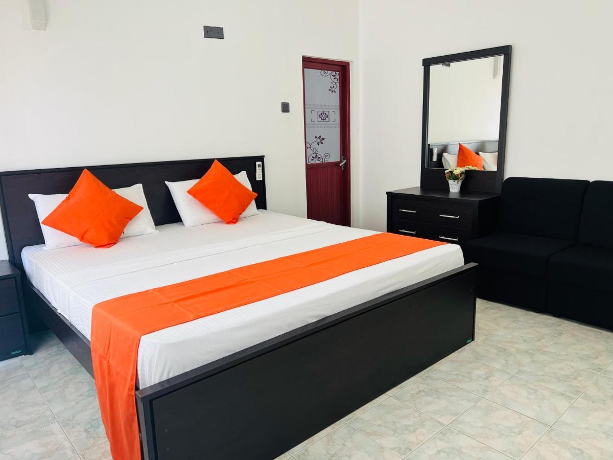 White Land City Hotel Dambulla Zewnętrze zdjęcie