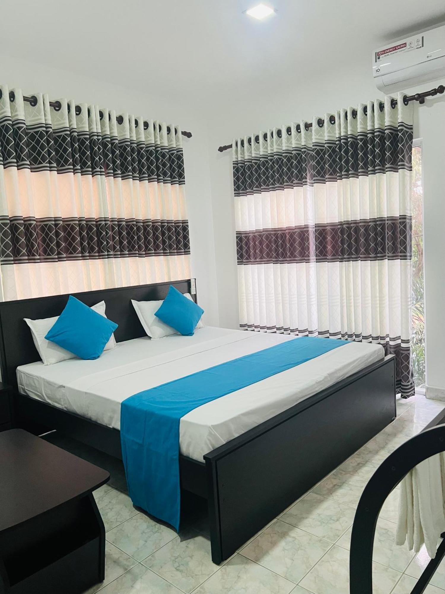 White Land City Hotel Dambulla Zewnętrze zdjęcie