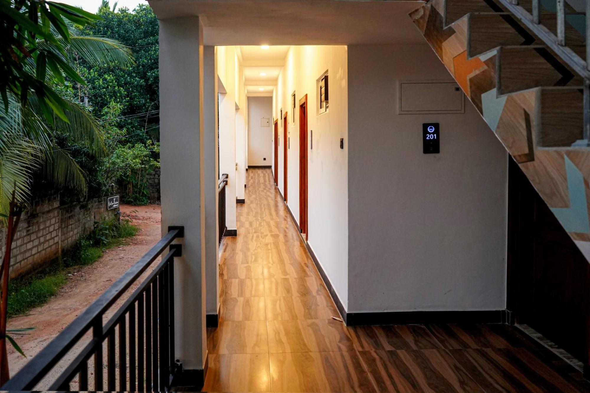 White Land City Hotel Dambulla Zewnętrze zdjęcie