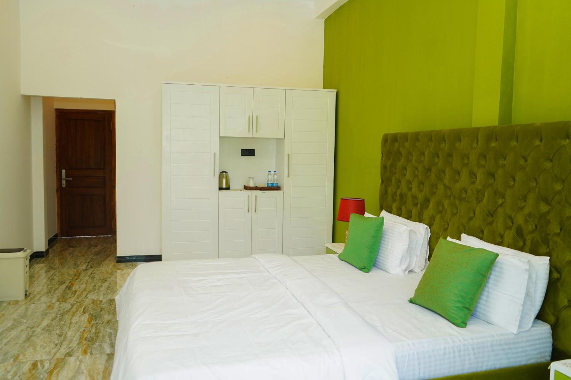White Land City Hotel Dambulla Zewnętrze zdjęcie